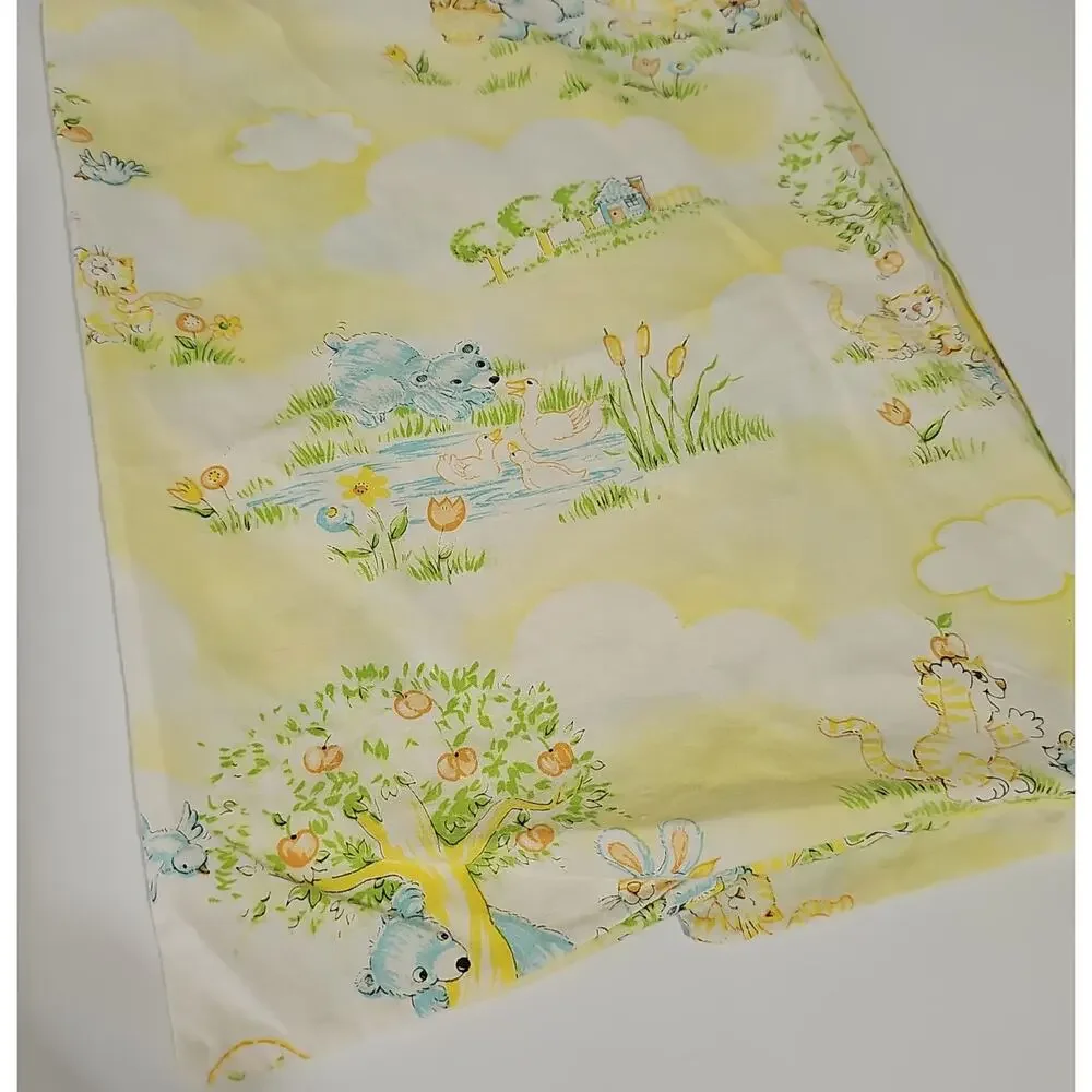 1978 Dundee Mills Vintage Baby Toddler Pillowcase Yellow Bear Duck Bunny